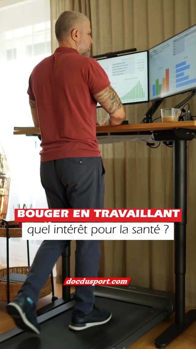 💻 Sportif… mais sédentaire ? Le paradoxe qui vous concerne peut-être.

Vous courez, vous vous entraînez…
mais vous passez aussi 6 à 8 heures assis chaque jour.

Le problème ?

👉 Dès la première heure, le métabolisme ralentit
👉 Après plusieurs heures : glycémie, cholestérol et circulation se dégradent
👉 Et le sport ne compense pas forcément ces effets

La solution n’est pas radicale, mais simple :

✔️ Se lever toutes les 30 minutes
✔️ Marcher régulièrement
✔️ Bouger en travaillant (tapis, vélo bureau…)
✔️ Privilégier les trajets actifs (marche, vélo)

👉 Lire l’article complet sur www.docdusport.com (lien dans la bio).

💬 Vous travaillez assis toute la journée ?
Avez-vous trouvé des solutions pour bouger davantage ?