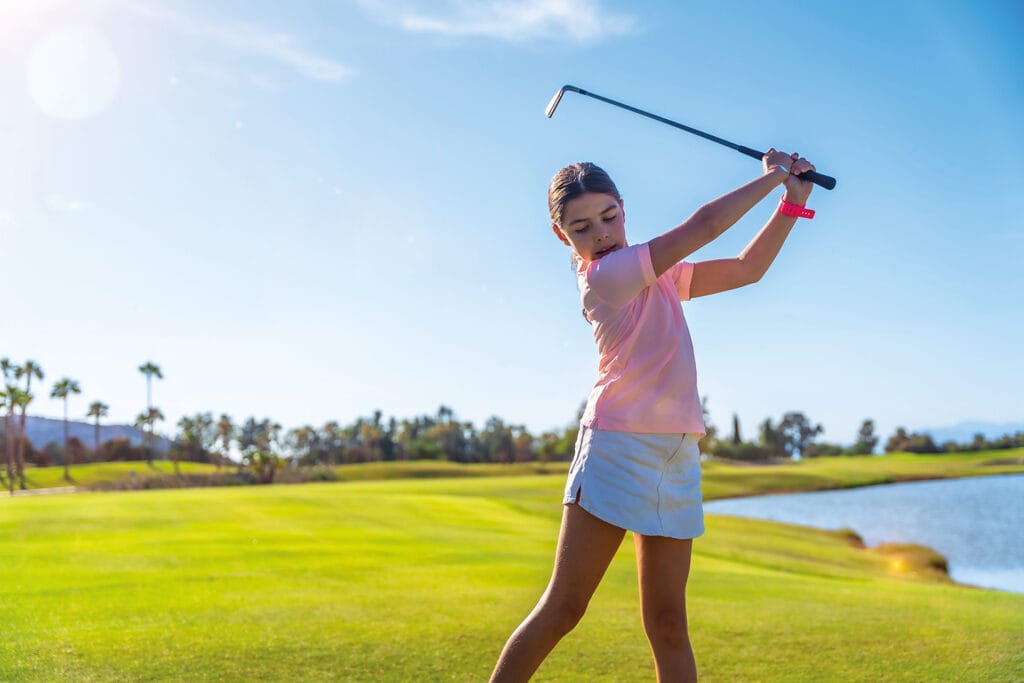Prévalence de la scoliose chez l’adolescent pratiquant le golf de haut niveau