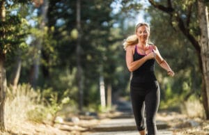 Pourquoi et comment faire du sport pour mieux vivre la ménopause ?