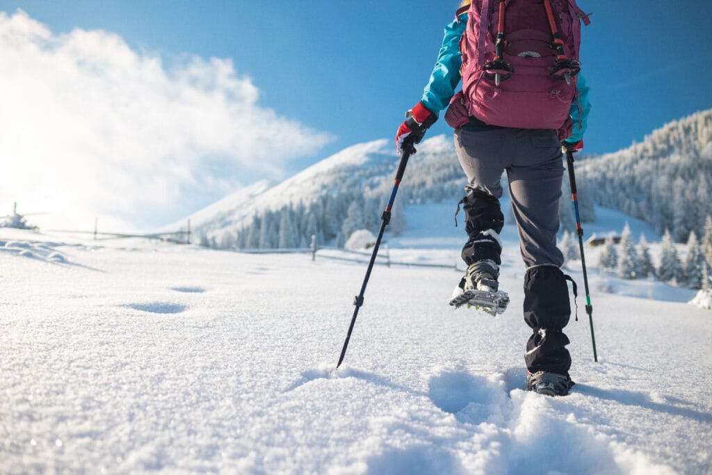 La pratique de la randonnée en raquettes à neige